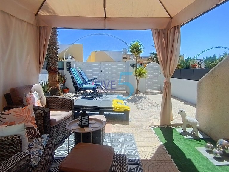 Villa for Sale in Alicante, Valencia 8