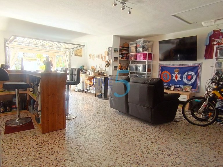 Villa for Sale in Alicante, Valencia 12