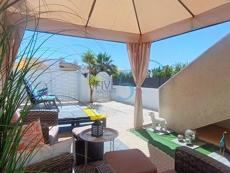 Villa for Sale in Alicante, Valencia 10