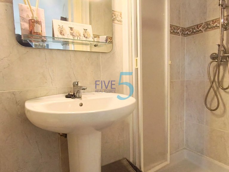 Villa for Sale in Alicante, Valencia 27