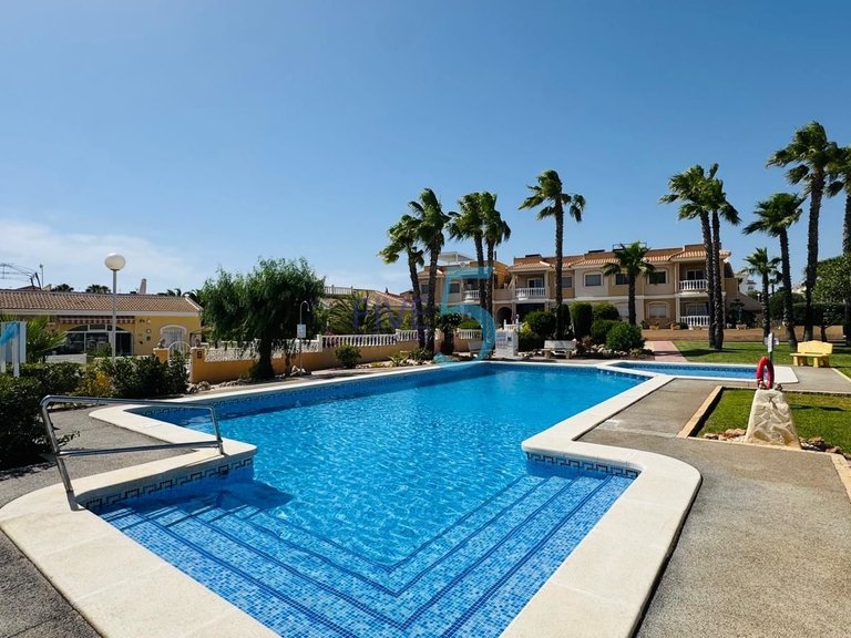 Villa for Sale in Alicante, Valencia 4