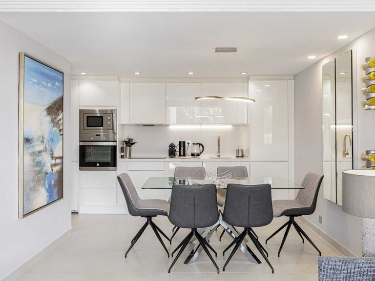 Penthouse for Sale in Nueva Andalucía, Malaga, Spain 12