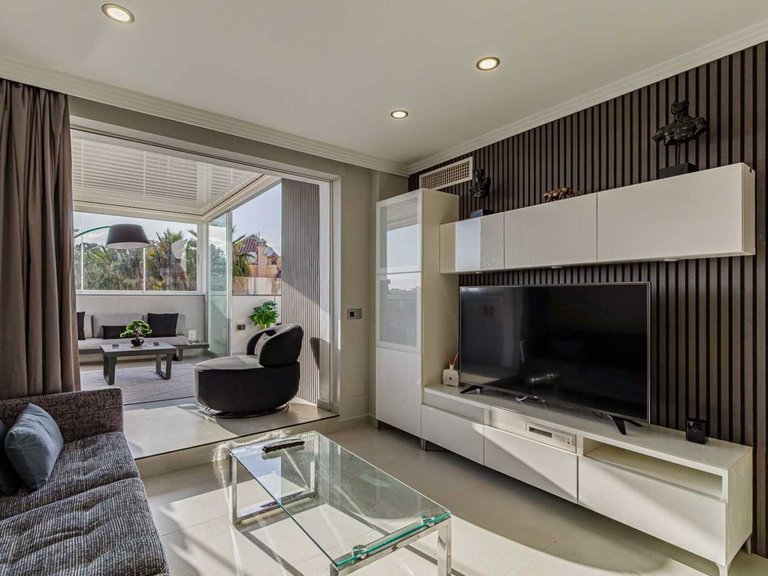 Penthouse for Sale in Nueva Andalucía, Malaga, Spain 6