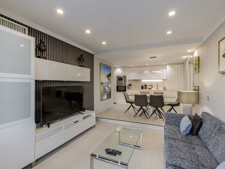 Penthouse for Sale in Nueva Andalucía, Malaga, Spain 7
