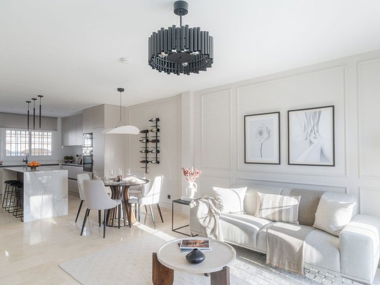 Town House for Sale in Nueva Andalucía, Malaga, Spain 5