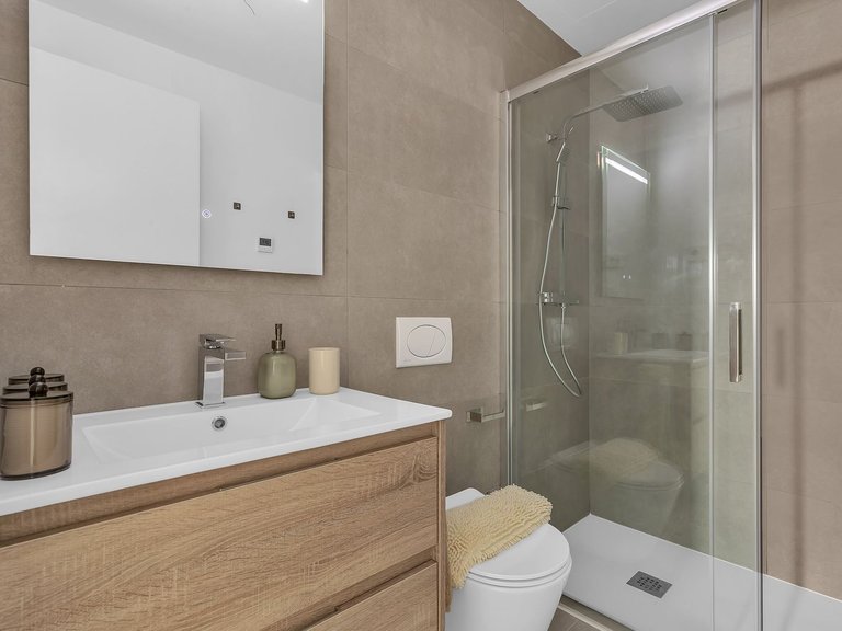 Apartment for Sale in Fuengirola, Malaga, Spain 11
