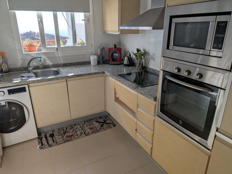 Penthouse for Sale in Calahonda, Malaga, Spain 11