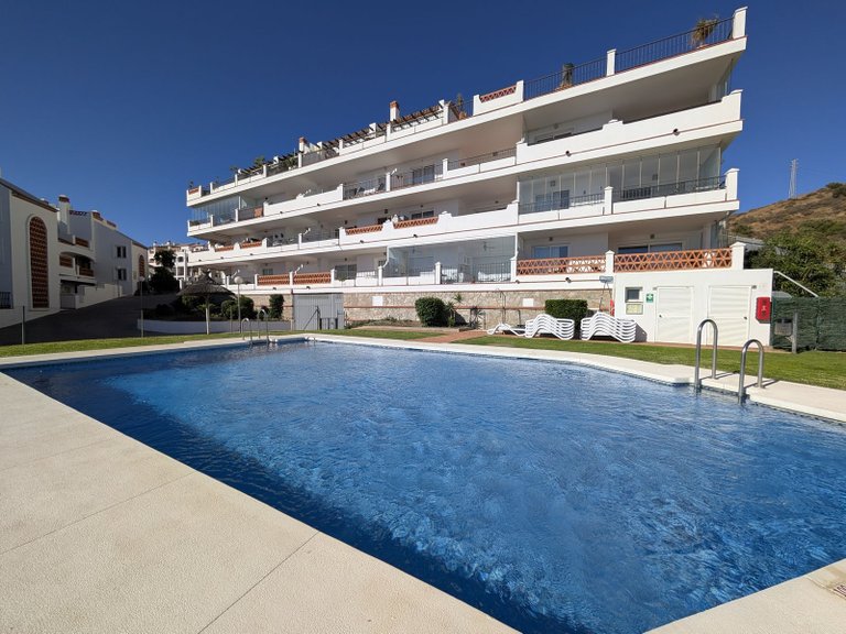 Penthouse for Sale in Calahonda, Malaga, Spain 3