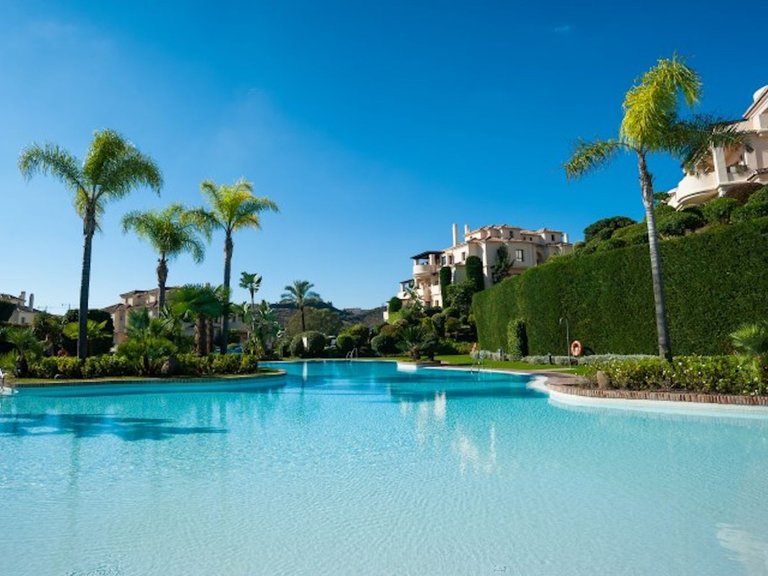 Apartment for Sale in Benahavís, Malaga, Spain 1