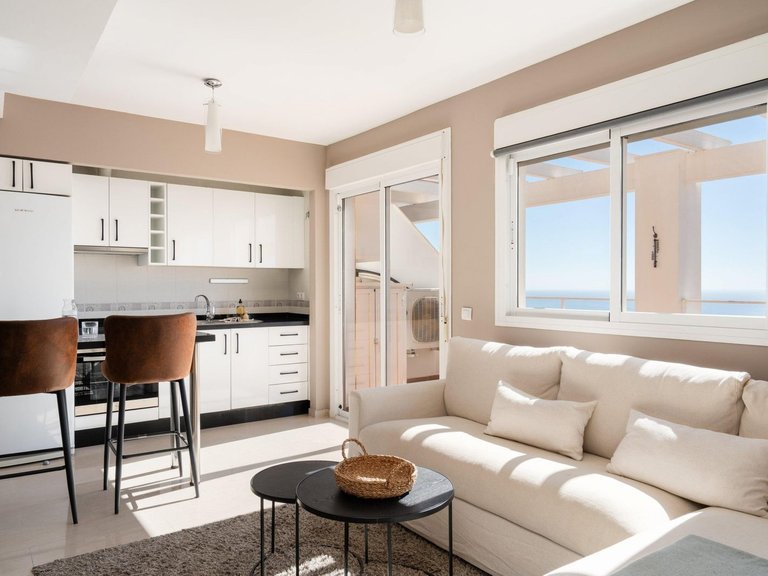 Penthouse for Sale in Benalmadena Pueblo, Malaga, Spain 6