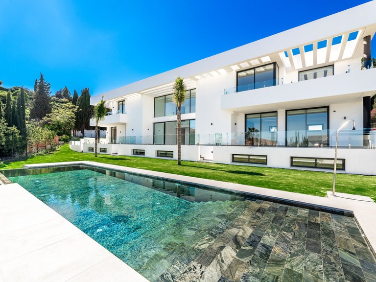 New Development House for Sale in Benahavís Málaga 1