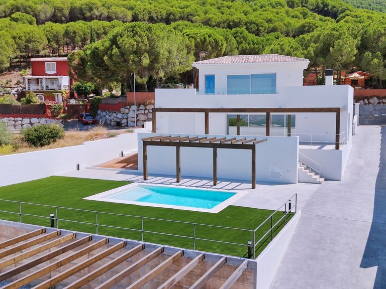 Apartment for Sale in Alhaurín De La Torre, Malaga 1