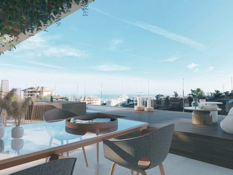 Apartment for Sale in Higuerón, Fuengirola, Malaga 1