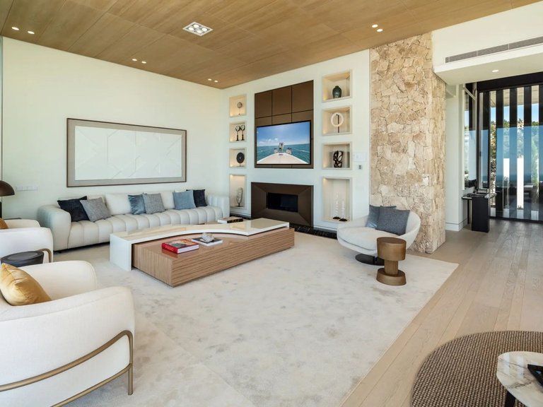 Apartment for Sale in La Quinta, Malaga 8