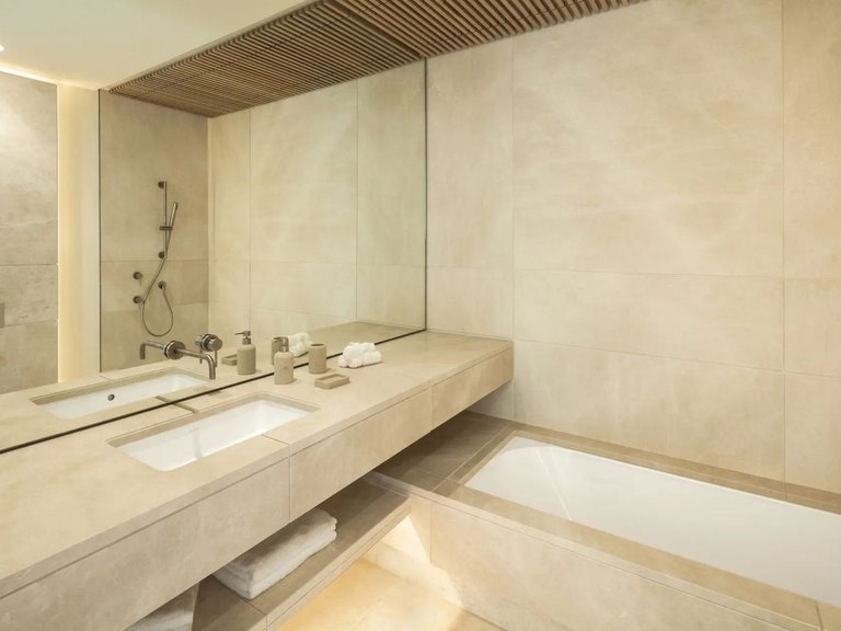 Apartment for Sale in La Quinta, Malaga 12