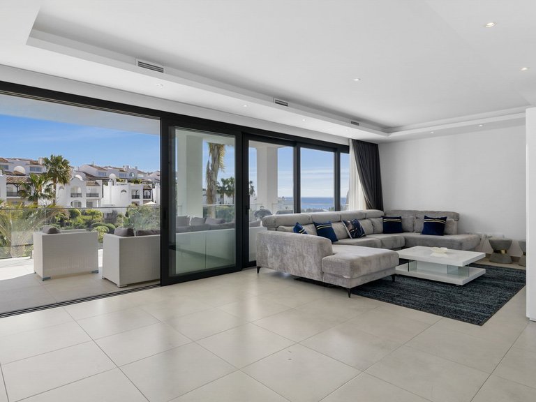 Apartment for Sale in Torremuelle, Malaga 4