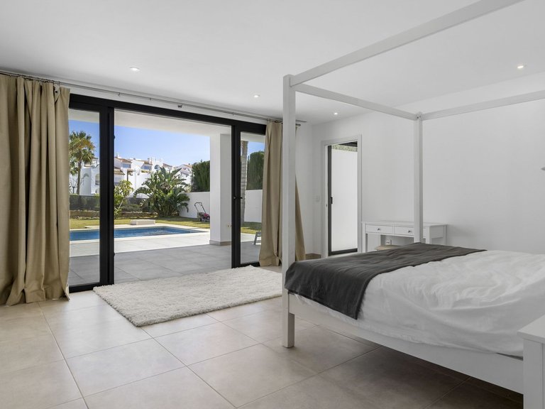 Apartment for Sale in Torremuelle, Malaga 33