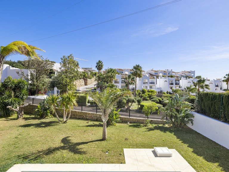 Apartment for Sale in Torremuelle, Malaga 36