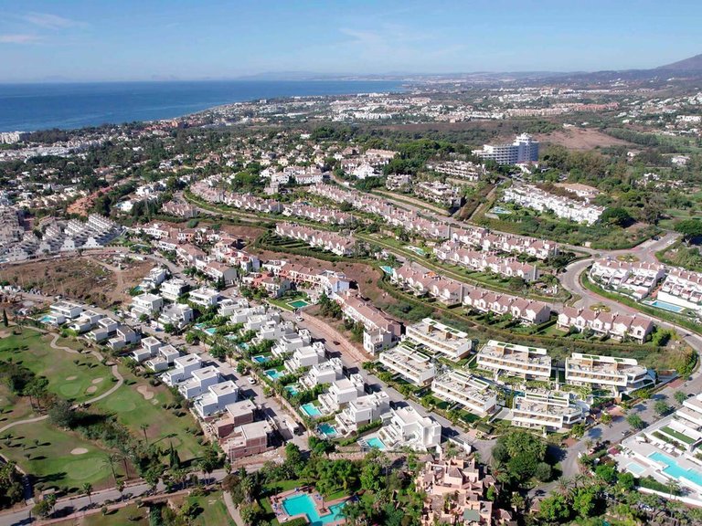 Apartment for Sale in Benahavís, Malaga 10