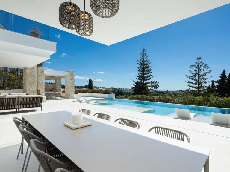 Apartment for Sale in Benahavís, Malaga 16