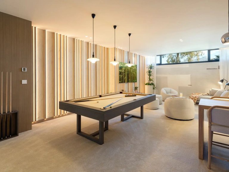 Apartment for Sale in Benahavís, Malaga 17