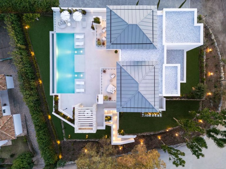 Apartment for Sale in Benahavís, Malaga 26