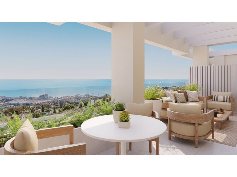 Apartment for Sale in Benalmadena, Malaga 1