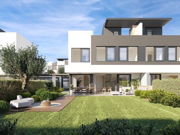 Apartment for Sale in Estepona, Malaga 1