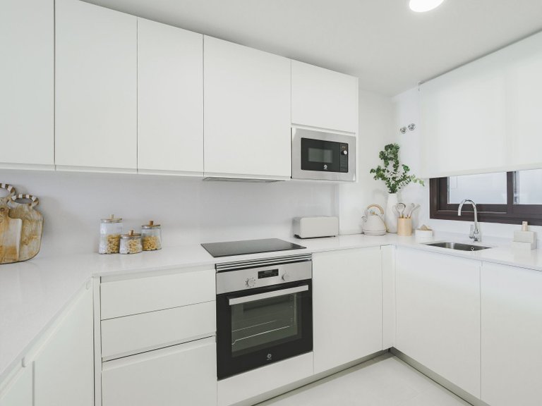 Apartment for Sale in Fuengirola, Malaga 13