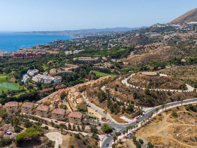 Apartment for Sale in Benalmadena, Malaga 4
