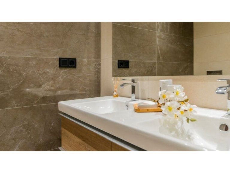 Apartment for Sale in Marbella, Malaga 5