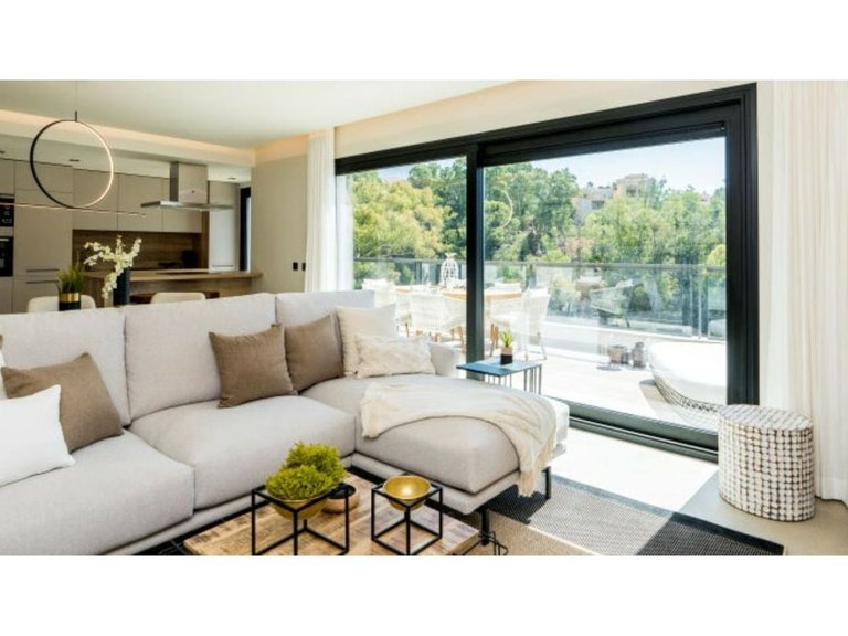 Apartment for Sale in Marbella, Malaga 15