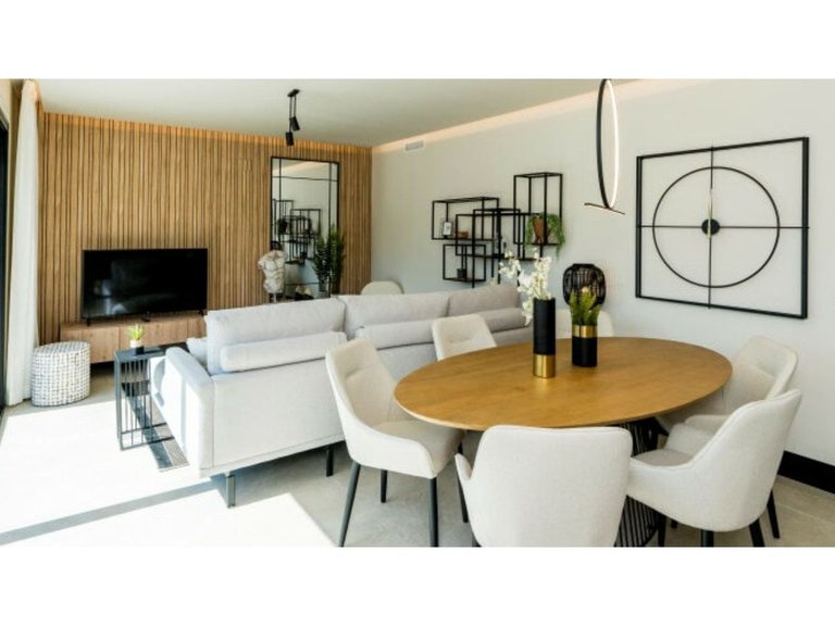 Apartment for Sale in Marbella, Malaga 16