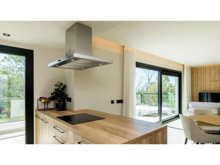 Apartment for Sale in Marbella, Malaga 18