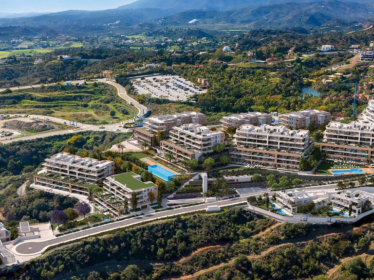 Apartment for Sale in Estepona, Malaga 2