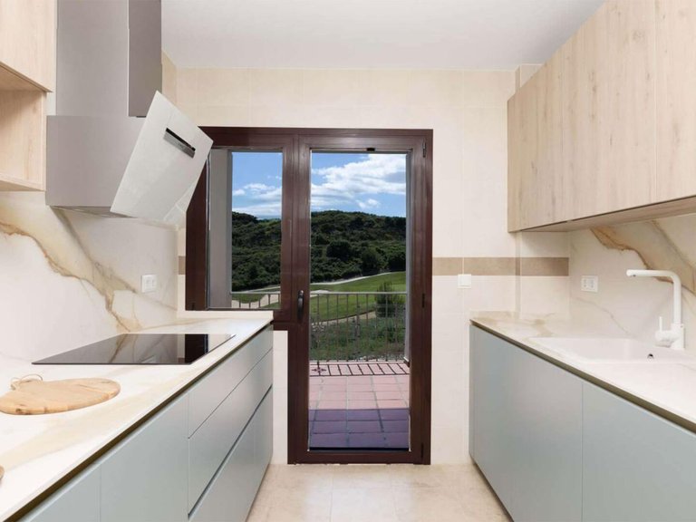 Apartment for Sale in Estepona, Malaga 7