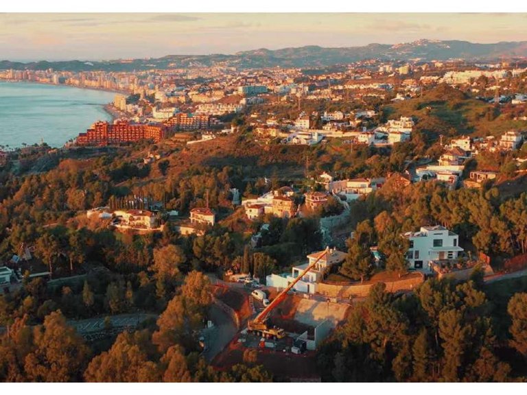 Apartment for Sale in Benalmadena, Malaga 17