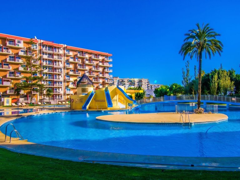 Apartment for Sale in Benalmadena Costa, Malaga 13