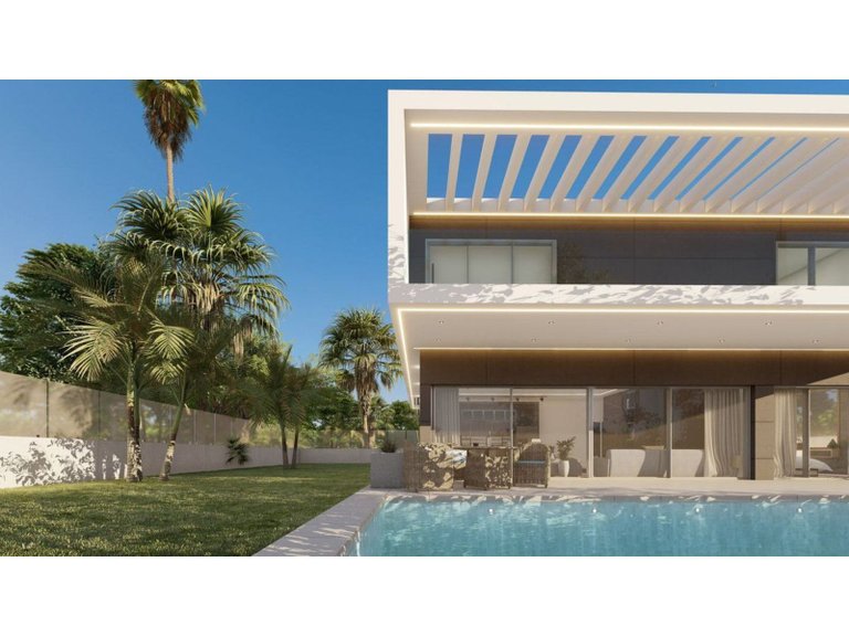 Apartment for Sale in Benalmadena, Malaga 7