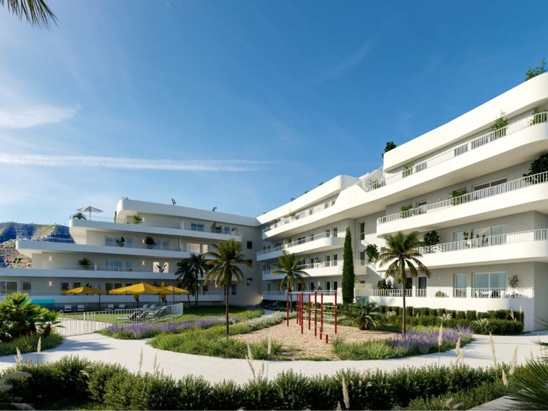 Apartment for Sale in Los Pacos, Fuengirola, Malaga 2