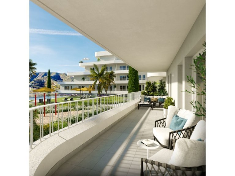 Apartment for Sale in Los Pacos, Fuengirola, Malaga 10