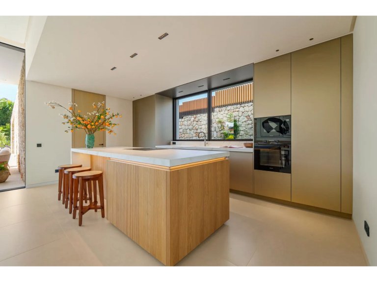 Apartment for Sale in Marbella, Malaga 19
