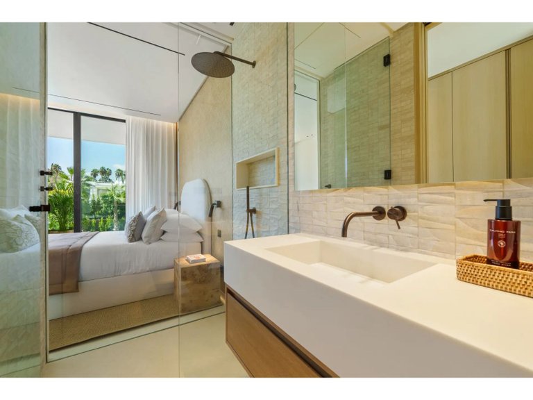 Apartment for Sale in Marbella, Malaga 23