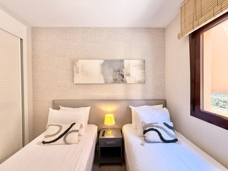 Apartment for Sale in Benahavís, Malaga, Spain 10