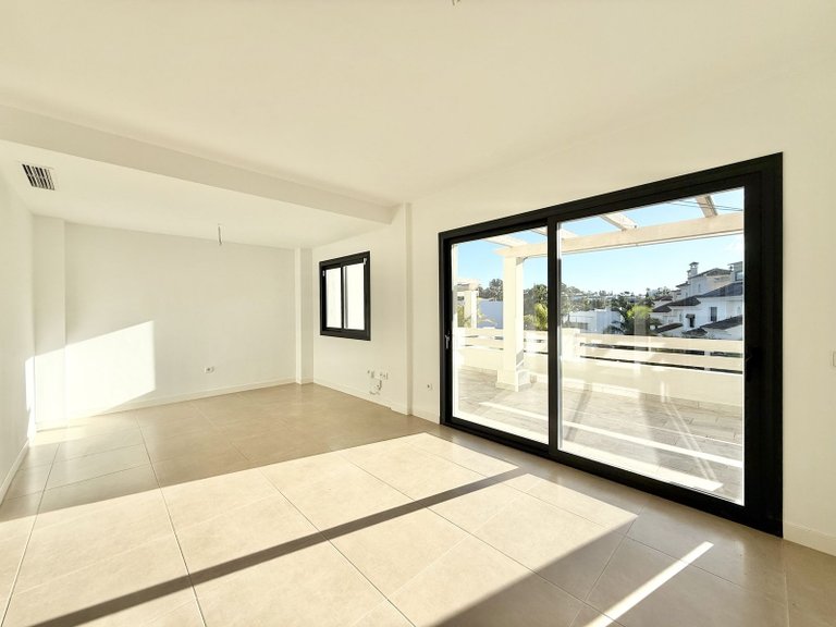 Town House for Sale in Estepona, Malaga, Spain 5