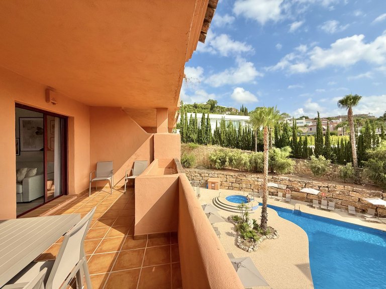 Apartment for Sale in Benahavís, Malaga, Spain 1