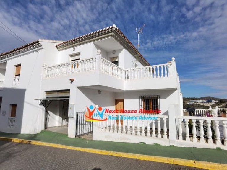 Town House for Sale in Lubrín, Almeria 1
