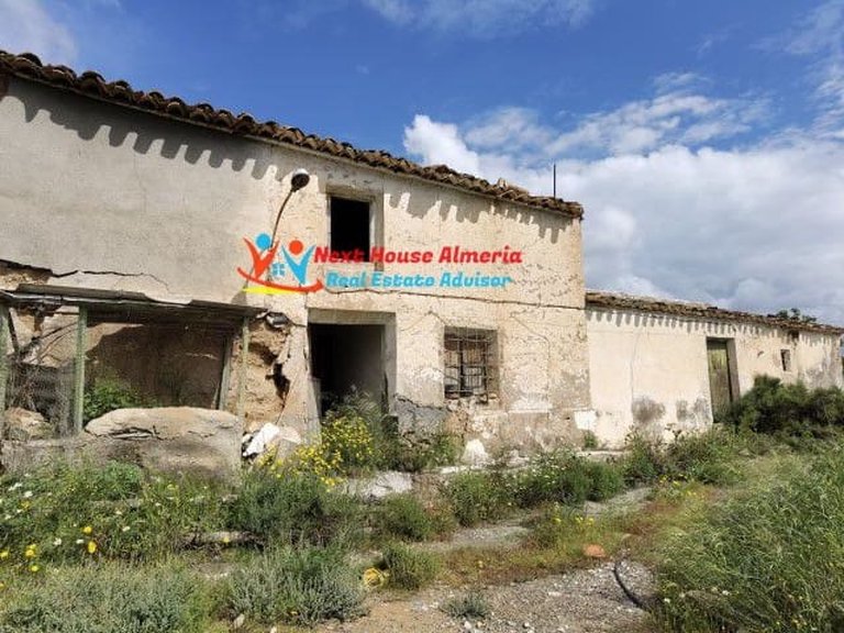 Country House for Sale in La Piedra Amarilla, Almeria 13
