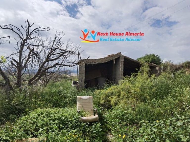 Country House for Sale in La Piedra Amarilla, Almeria 14