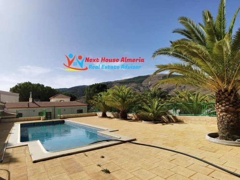 Country House for Sale in Las Tres Villas, Almeria 9
